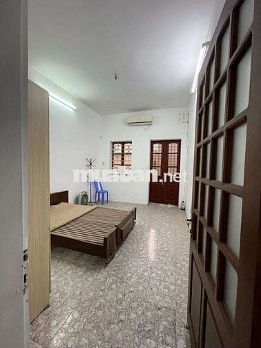 Bán nhà Phan Đình Giót, Thanh Xuân,gần chợ, gần ô tô