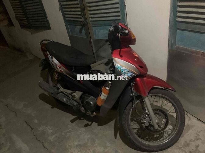 thiếu tiền trọ e cần bán xe