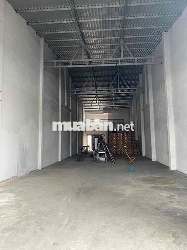 cần cho thuê kho xưởng 650m2 xây kiên cố