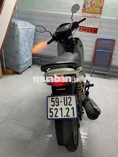 mình cần bán xe wave alpha 2022 tem vàng