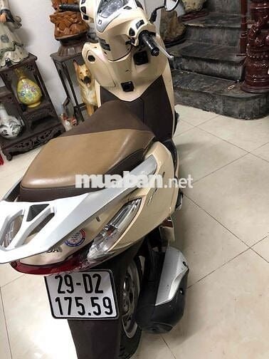 xe còn rất mới chưa xửa chữa gì chinh chủ bán