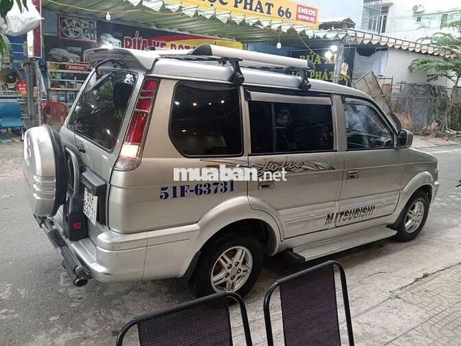 Mitsubishi Jolie 2003 Bạc 7 chỗ