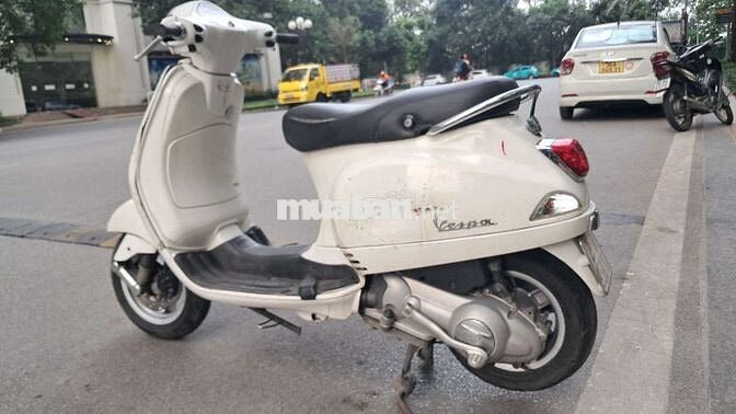 Piaggio Vespa LX 125