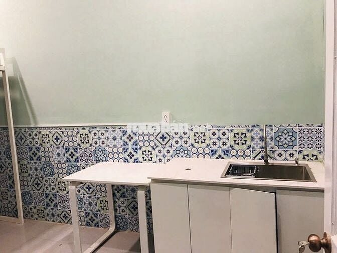 Trọ Giá Rẻ! Chỉ 3tr5 Gác Full Nội Thất Ngay Cầu Nguyễn Văn Cừ Q1