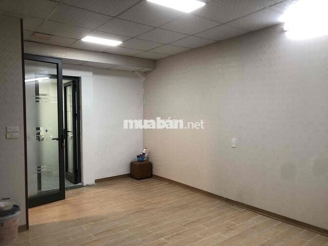 CHO THUÊ NHÀ MẶT TIỀN 5M, DT 34M2, 4 TẦNG MẶT PHỐ LỤA HÀ ĐÔNG, HÀ NỘI