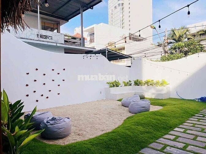 Cho Thuê Căn Vila Cách Biển 50m Vĩnh Hoà Nha Trang Full Nội Thất Đẹp