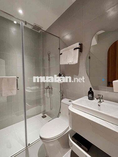 Cho Thuê Căn Vila Cách Biển 50m Vĩnh Hoà Nha Trang Full Nội Thất Đẹp