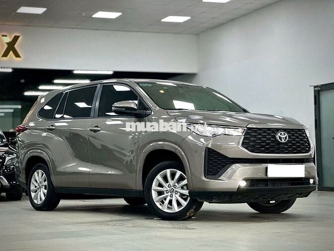 Toyota Innova Cross 2025  - 18000 km