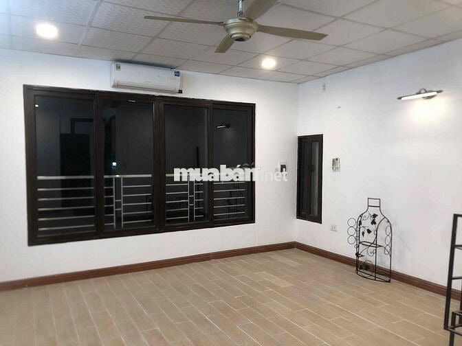 CHO THUÊ NHÀ MẶT TIỀN 5M, DT 34M2, 4 TẦNG MẶT PHỐ LỤA HÀ ĐÔNG, HÀ NỘI