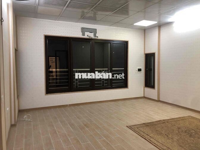 CHO THUÊ NHÀ MẶT TIỀN 5M, DT 34M2, 4 TẦNG MẶT PHỐ LỤA HÀ ĐÔNG, HÀ NỘI