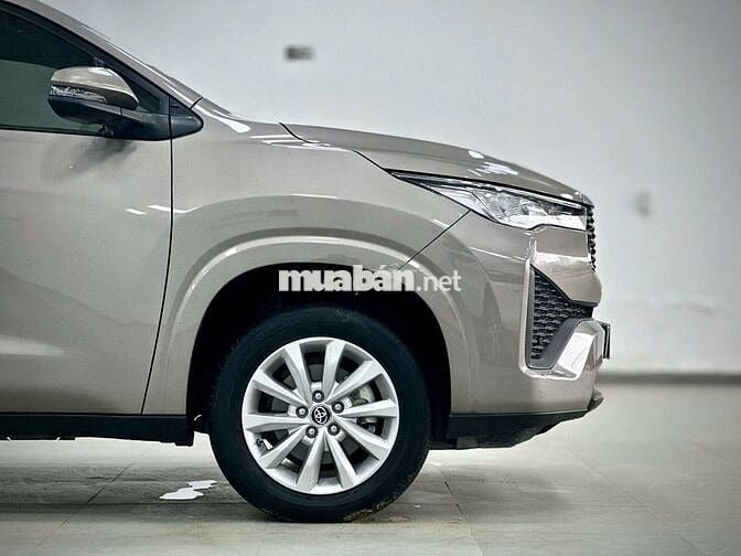 Toyota Innova Cross 2025  - 18000 km