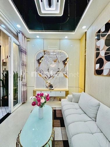 Bán nhà hẻm 1 sẹc xe hơi Lê Đức Thọ, P.16, 3,8 x 10,5, giá 4.4 tỷ tl