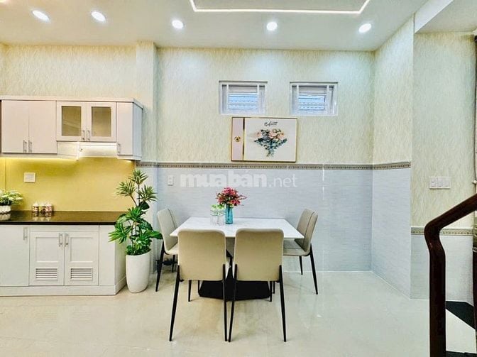 Bán nhà hẻm 1 sẹc xe hơi Lê Đức Thọ, P.16, 3,8 x 10,5, giá 4.4 tỷ tl