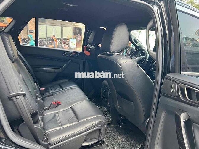 Ford Everest 2019 Titanium 4x2 37.000km Đen