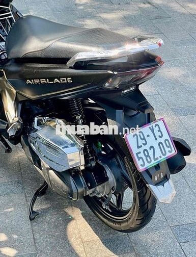 Honda Airblade 125cc 2020 Màu Đen Vàng Đồng
