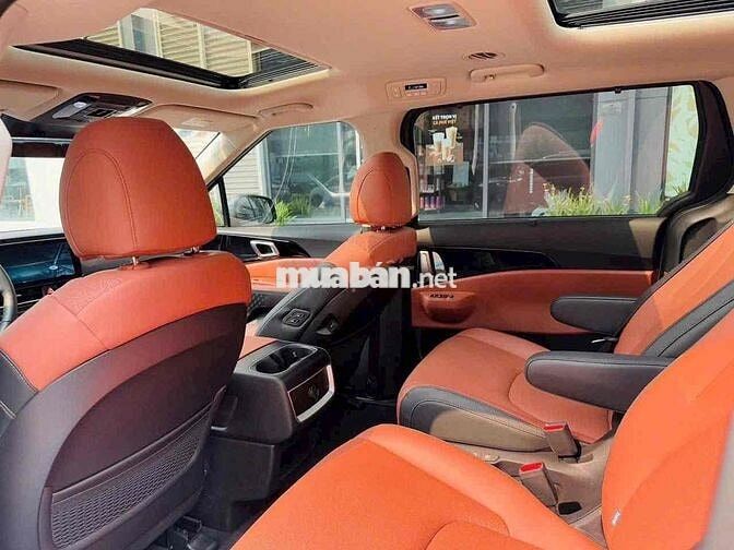 Kia Carnival 2.2D Signature 7S