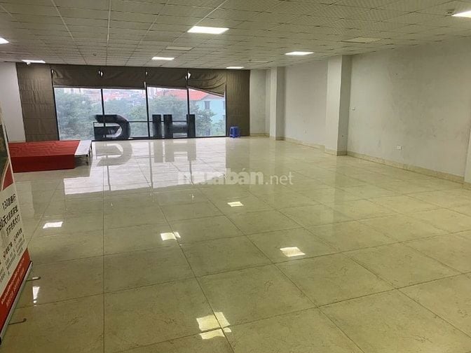 Cho thuê gấp 3 sàn văn phòng trong toà nhà 8 tầng