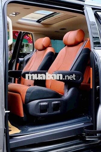 Kia Carnival 2.2D Signature 7S