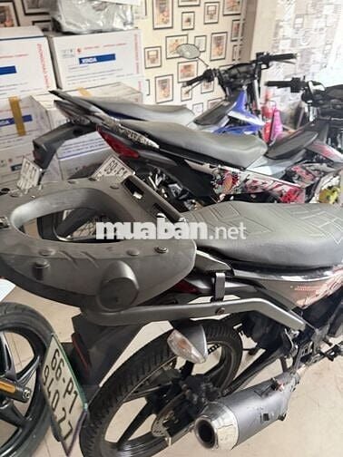 Suzuki satria và Raider tất cả Fi. 9chu.ký nhanh