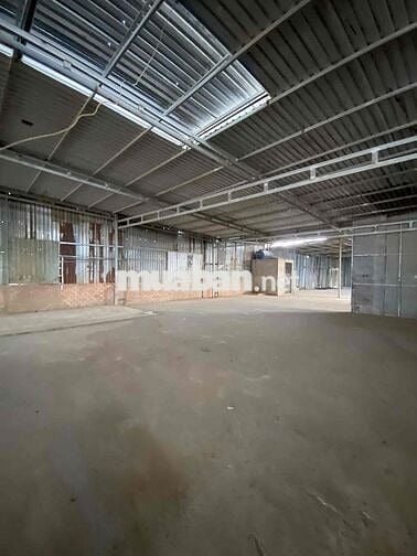 Cho thuê kho, xưởng 1000m2 tại Vĩnh Lộc A