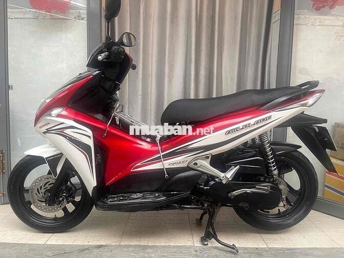 Honda Air Blade Đỏ - Đen - Trắng