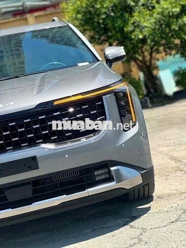 Kia Carnival 2.2D Signature 7S