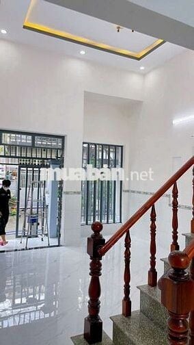 Nhà gác lửng  bình chuẩn mới đẹp đường để xe hơi 7 chỗ