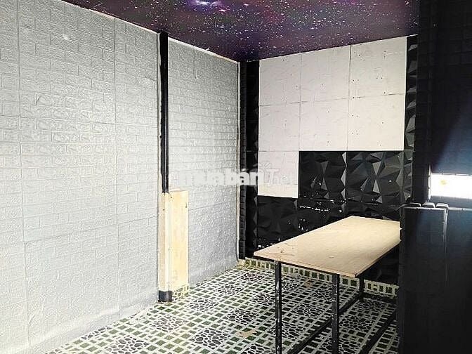 Cách Mạng Tháng 8 xây 3 lầu 3 phòng ngủ hẻm xe máy ngay trung tâm