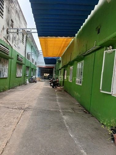 Nhà xưởng cho thuê Trường Chinh , Quận 12 , DT: 1,000m2 