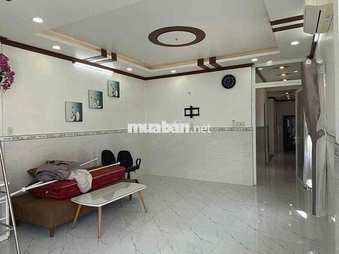 NHÀ LẦU MỚI ĐẸP TRUNG TÂM PHƯỜNG 1