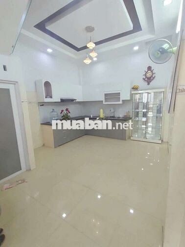 Nhà MT nội bộ Lê Văn Quới [4x12, 3 lầu, 4pn, 3toilet]