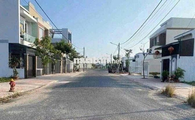 GIÁ THƠM TRỤC CHÍNH D2 KHU TÁI ĐỊNH CƯ TRƯỜNG AN