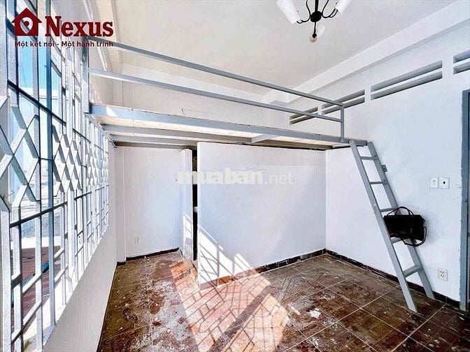 Phòng trọ giá rẻ mới xây, có cửa sổ trời đón nắng gần Aeon Tân Phú