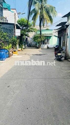 2 lô liền kề ngay chợ Xóm Vắng,phường Dĩ An,TP Dĩ An