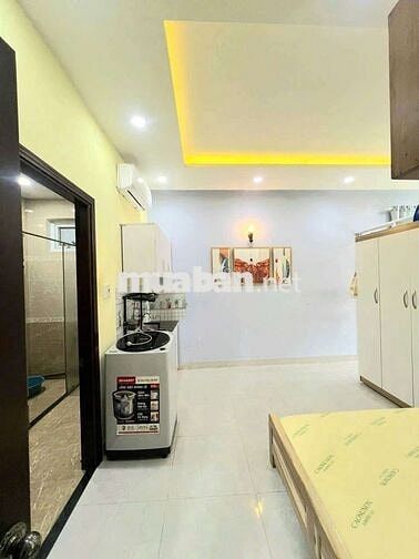 Căn Hộ 2PN Cửa Sổ Lớn - 2 Giường, Máy Giặt Riêng - Phan Xích Long