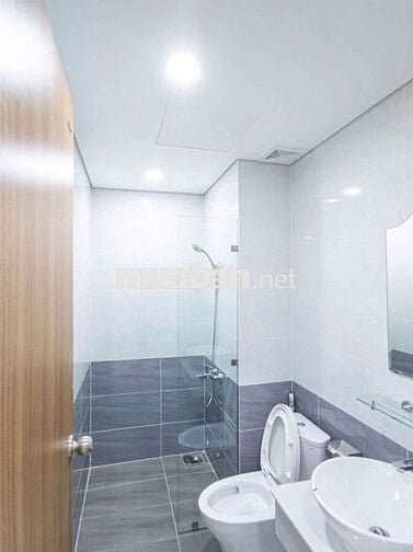 BÁN 2PN, 2WC tầng 5, Giá Chỉ 2,26 tỷ, Không Có Căn Thứ 2, Cạnh GO