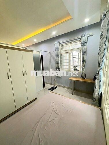 Căn Hộ 2PN Cửa Sổ Lớn - 2 Giường, Máy Giặt Riêng - Phan Xích Long