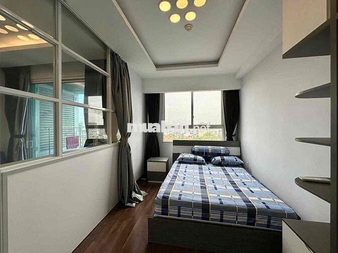 Cho thuê 1PN/1WC 57m2 phòng khách rộng thoáng The Botanica