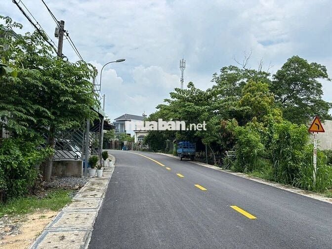 MUA 1 ĐƯỢC 2 LÔ ĐẤT MT ĐƯỜNG TT CỦ CHI 224M2 SHR FULL TC CHỈ 720TR TL