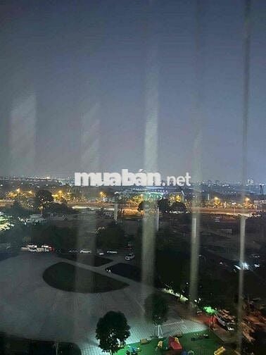 Cần bán gấp căn cc 2N2VS rộng rãi tầng trung thoáng mát hàng xóm Vín