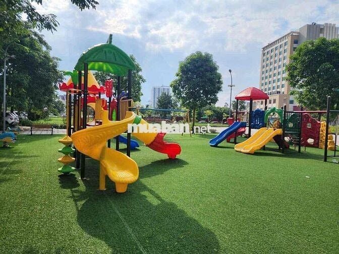 Cần bán gấp căn cc 2N2VS rộng rãi tầng trung thoáng mát hàng xóm Vín