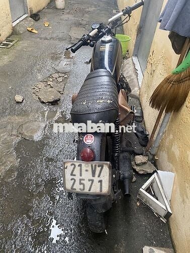 Xe máy Cafe Racer màu Đen