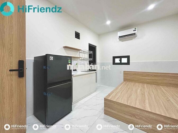 Studio mới xây full nội thất, chỉ cần vác vali vào là ở. Gần Aeon TP
