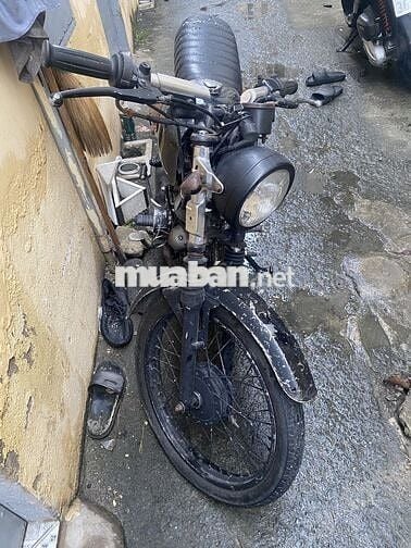 Xe máy Cafe Racer màu Đen