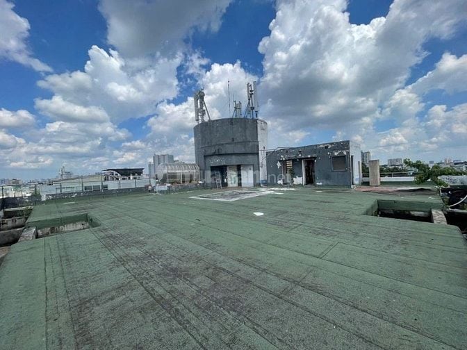 🎯 TÒA NHÀ VĂN PHÒNG 1800M² Q.10 - CẠNH CMT8 - GIÁ CHỈ 260 TRIỆU