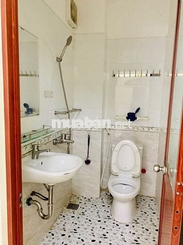 PHÒNG CHO THUÊ Q10. THANG MÁY. ĐỂ XE TRONG NHÀ MIỄN PHÍ