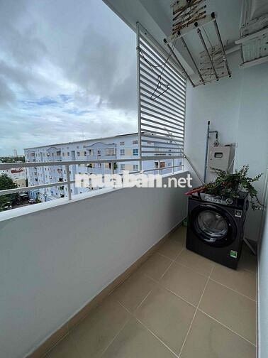 Bán căn hộ Ct4A-Vĩnh Điềm Trung.    -Ban công đông bắc bao mát cả ngày
