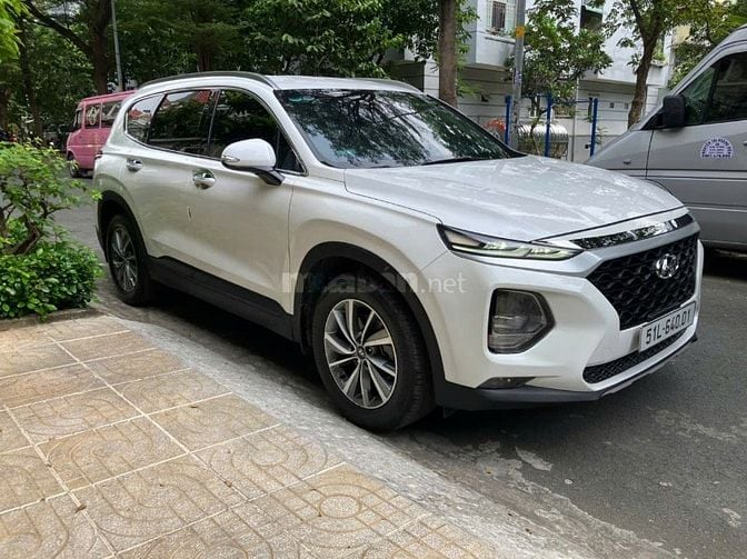Gia đình cần bán xe Hyundai Santa Fe dầu SX 2019
