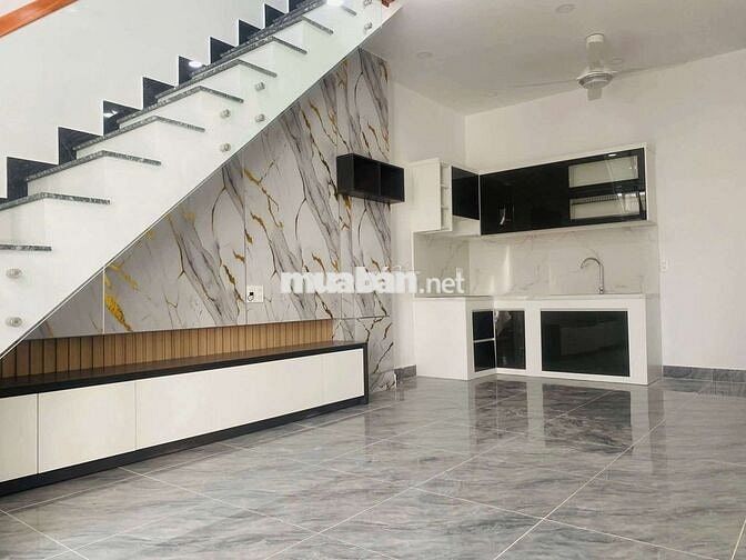 Nhà trệt 1 Lầu khu 8, Phú Hoà, DT: 4x13, full thổ cư, 3PN, 2WC,