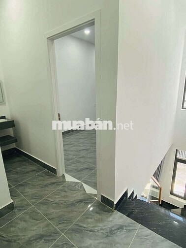 Nhà trệt 1 Lầu khu 8, Phú Hoà, DT: 4x13, full thổ cư, 3PN, 2WC,